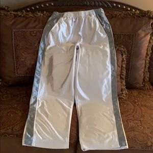 Men’s medium tear away pants. 2-tone gray/silver